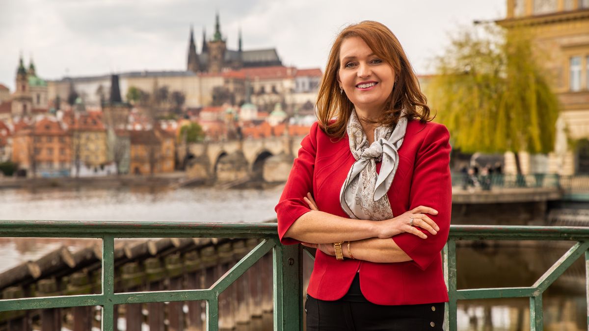 Nejstarší a největší českou vysokou školu poprvé v historii povede žena
